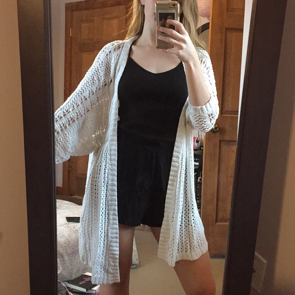 Oversized, loose knit cardigan